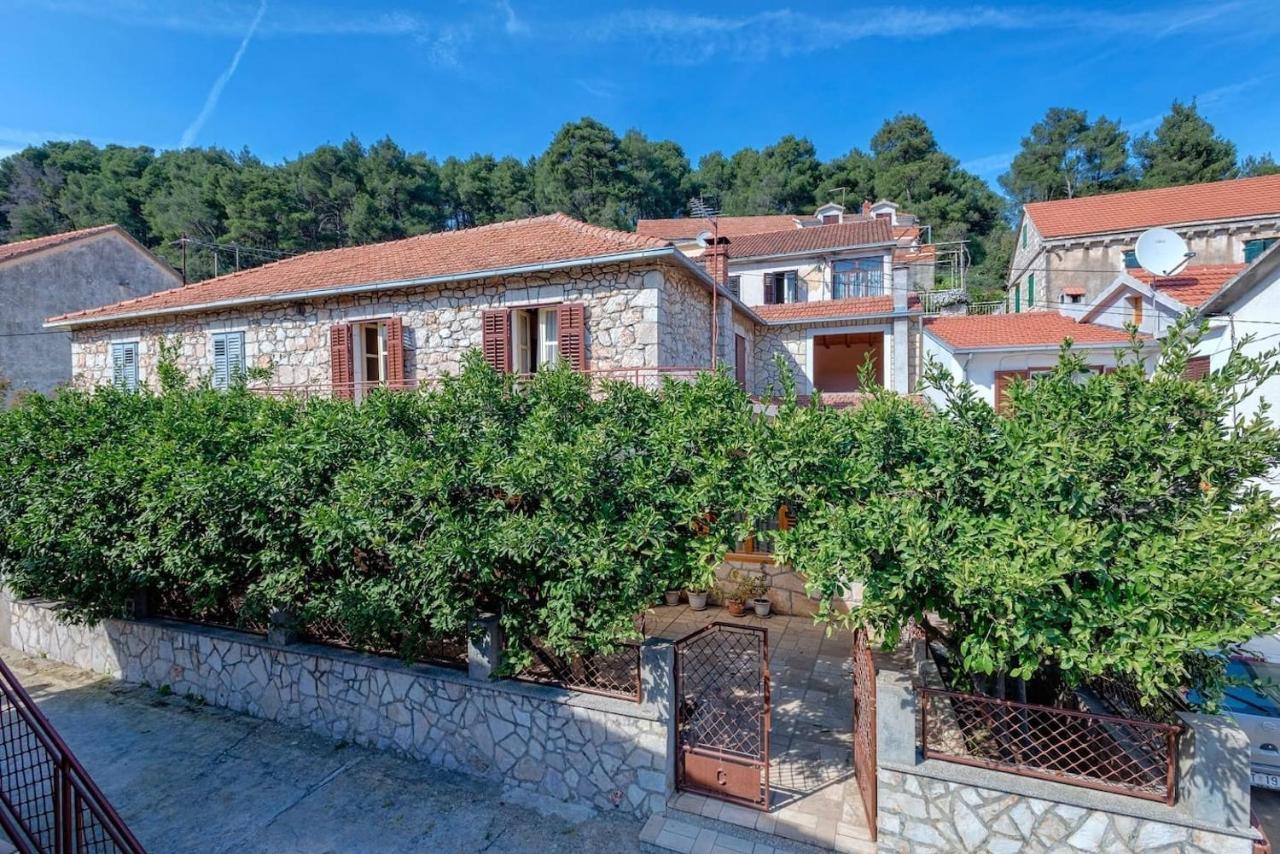 Holiday House With A Parking Space Svirce, Hvar - 17682 Vrbanj Экстерьер фото