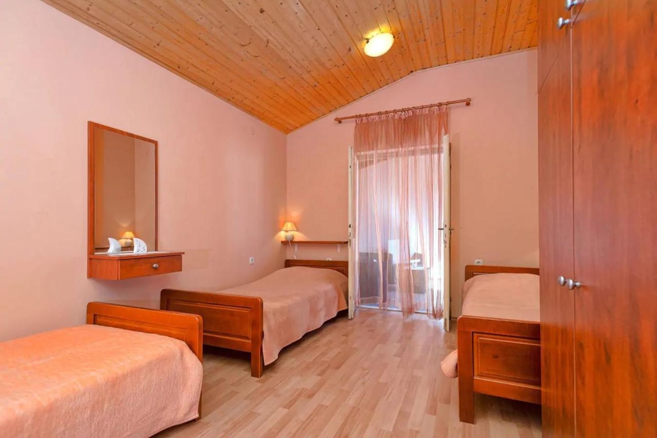Holiday House With A Parking Space Svirce, Hvar - 17682 Vrbanj Экстерьер фото