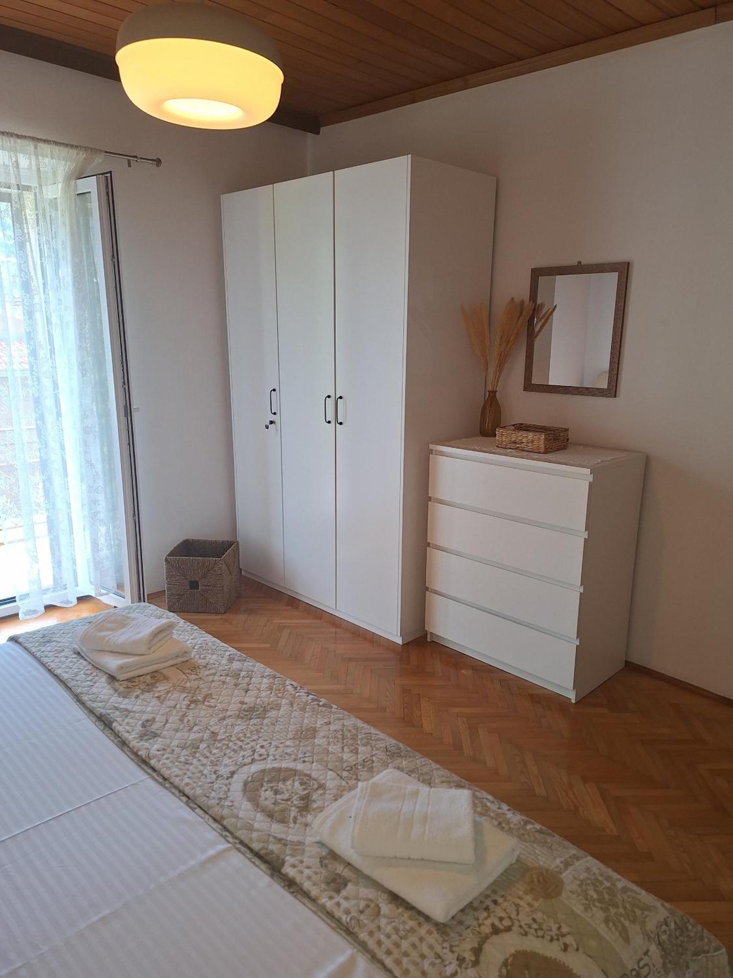 Holiday House With A Parking Space Svirce, Hvar - 17682 Vrbanj Номер фото